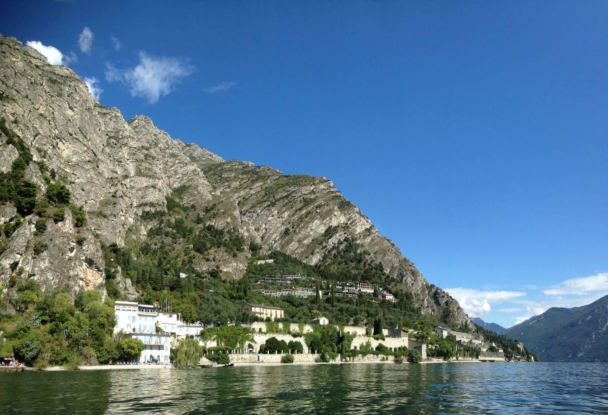 Villa Romantica Hotel Лимоне-суль-Гарда Экстерьер фото